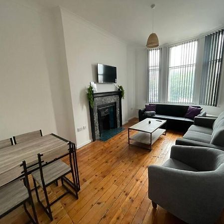 Spacious Flat For 6 City Center Gs305 Sheffield Eksteriør bilde