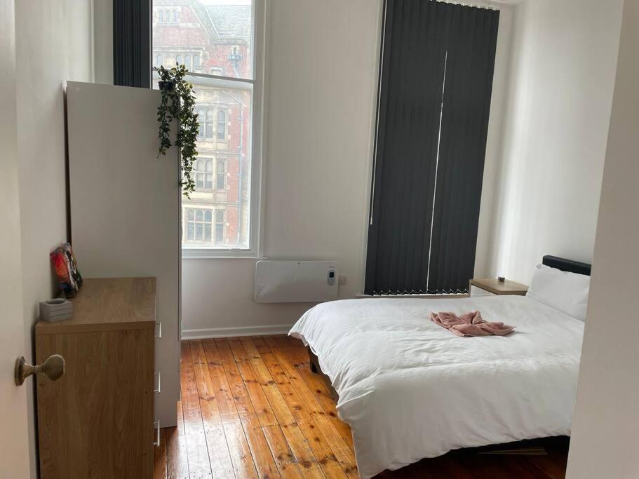 Spacious Flat For 6 City Center Gs305 Sheffield Eksteriør bilde